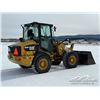 Image 5 : 2018 CAT 908M WHEEL LOADER