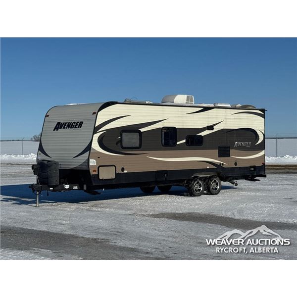 2015 AVENGER AVT26 26FT TRAVEL TRAILER
