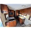 Image 7 : 2015 AVENGER AVT26 26FT TRAVEL TRAILER