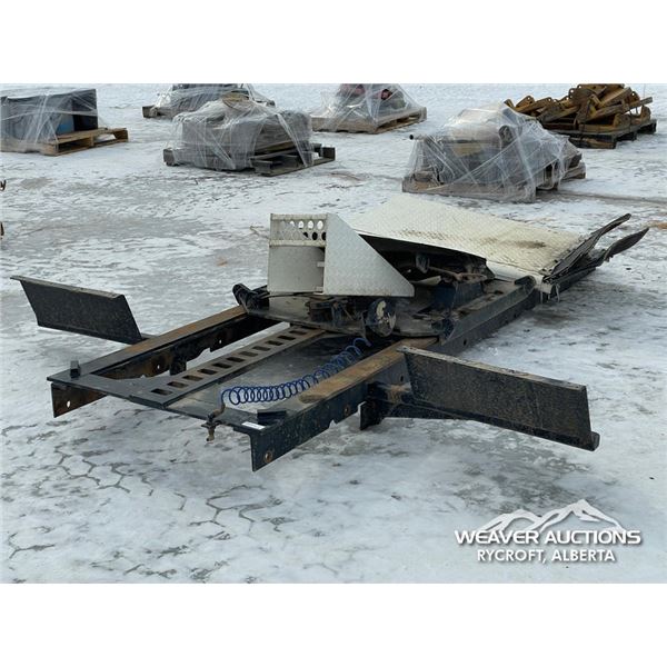 HOLLAND TRIDRIVE SLIDING 5TH WHEEL