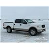 Image 2 : 2004 FORD F150 LARIAT CREW CAB PICKUP