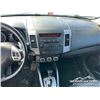 Image 12 : 2010 MITSUBISHI OUTLANDER 4 DOOR SUV