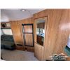 Image 11 : 1995 RUSTLER 22 FT. RWH220 FIFTH WHEEL TRAILER