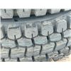 Image 11 : (4) 11R24.5 TRUCK TIRES