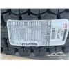 Image 7 : (4) 11R24.5 TRUCK TIRES
