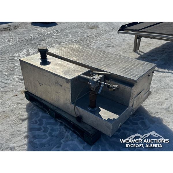 225L CUSTOM BUILT TIDY TANK W/TOOL STORAGE