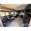 Image 15 : 2018 IMAGINE 2600R T/A 26 FT. TRAVEL TRAILER
