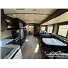 Image 32 : 2018 IMAGINE 2600R T/A 26 FT. TRAVEL TRAILER