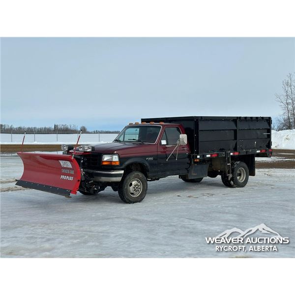 1996 FORD F350 XL DUALLY PLOW TRUCK WITH SAND BOX