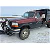 Image 56 : 1996 FORD F350 XL DUALLY PLOW TRUCK WITH SAND BOX