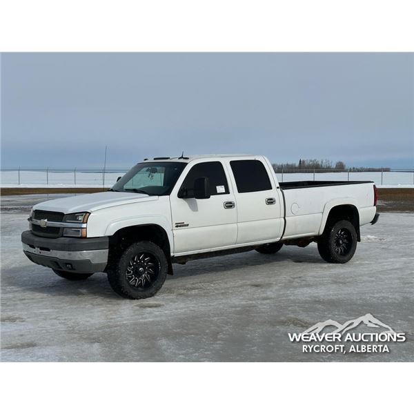 2005 CHEVROLET SILVERADO 3500 LT CREW CAB PICKUP