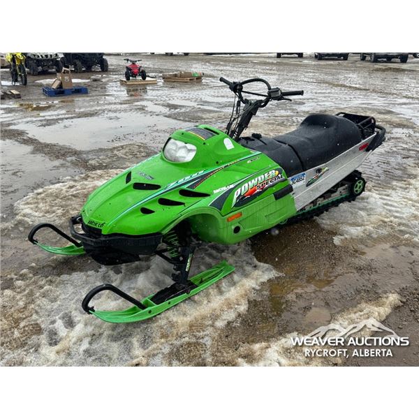 2000 ARCTIC CAT 700 POWDER SPECIAL SNOWMOBILE