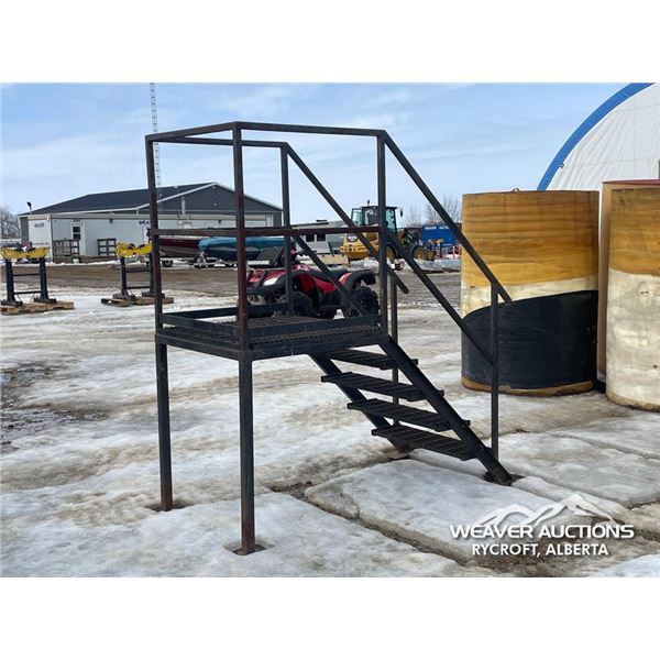 STEEL 5 STEP STAIRCASE