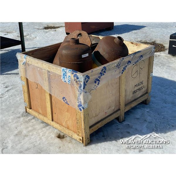 CRATE OF MISC PIPE FLANGES