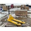 Image 4 : INDUSTRIAL PALLET JACK