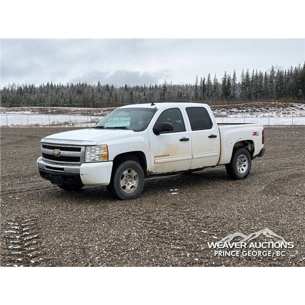2011 CHEVROLET SILVERADO 1500 LT CREW CAB PICKUP