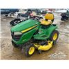 Image 1 : 2014 JOHN DEERE X320 RIDE ON LAWN TRACTOR