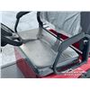 Image 8 : TWO PERSON ELECTRIC GOLF CART