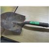 Image 2 : ESTATE:  ROUND POINTED SHOVEL