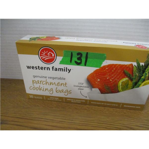 SHELF PULLS (AS IS):  PARCHMENT COOKING BAGS (33.8 X 20.3) (10 BAGS) - BOX