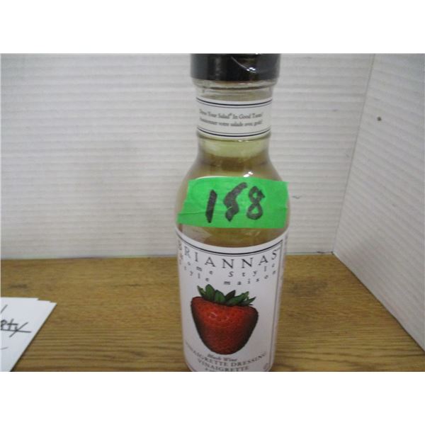 SHELF PULLS (AS IS):  BRIANNAS HOME STYLE BLUSH WINE VINAGRETTE DRESSING - BOTTLE