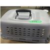 Image 2 : SMALL PET CARRIER