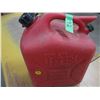 Image 1 : 2 GALLON GAS CAN