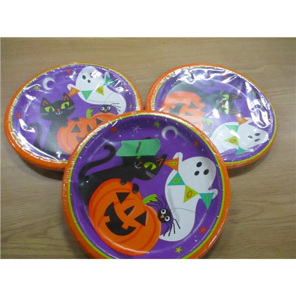 SHELF PULLS (AS IS):  8" HALLOWEEN PLATES - 3 BUNDLES