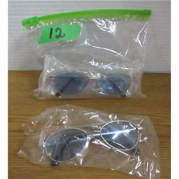 NEW:  BAG C/W 3 PAIR SUNGLASSES