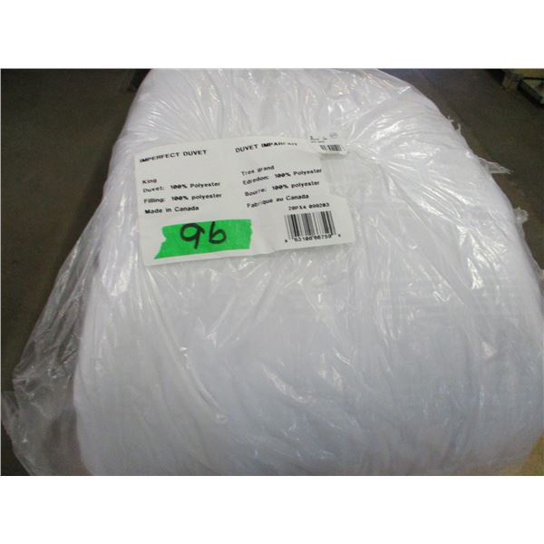 NEW:  POLYESTER FILLED DUVET (KING SIZE)