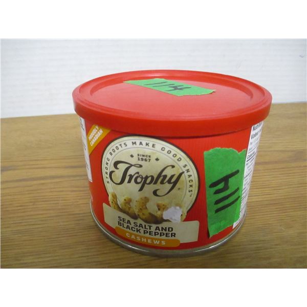 TROPHY SEA SALT & BLACK PEPPER CASHEWS (200G) - CAN