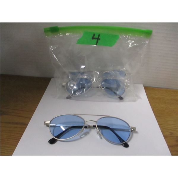 NEW:  BAG C/W 3 PAIR SUNGLASSES