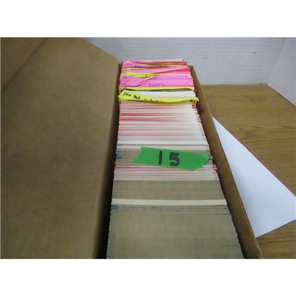 COLLECTABLE:  BOX C/W NHL COLLECTOR CARDS