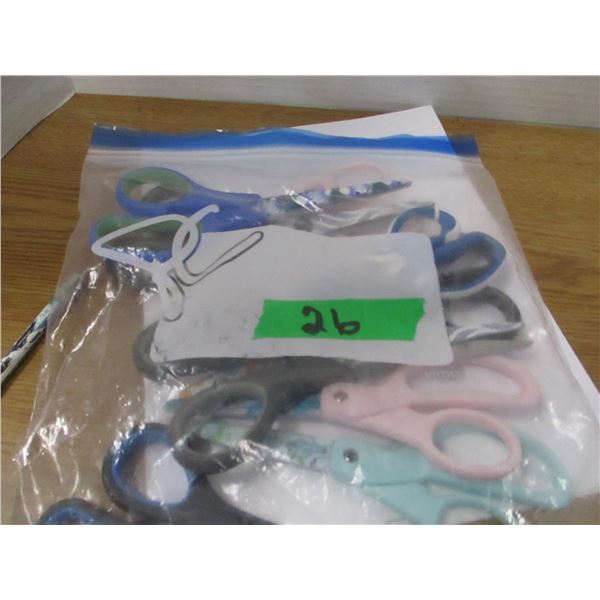 BAG C/W ASSORTED SCISSORS
