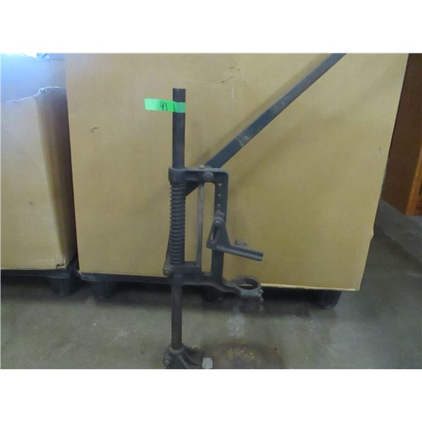 TABLE MOUNT MANUAL DRILL PRESS