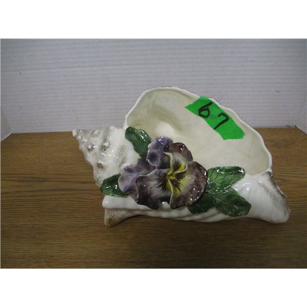 PORCELAIN CONCH SHELL