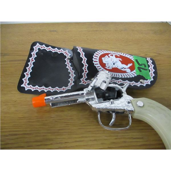 COLLECTABLE:  CAP PISTOL C/W HOLSTER