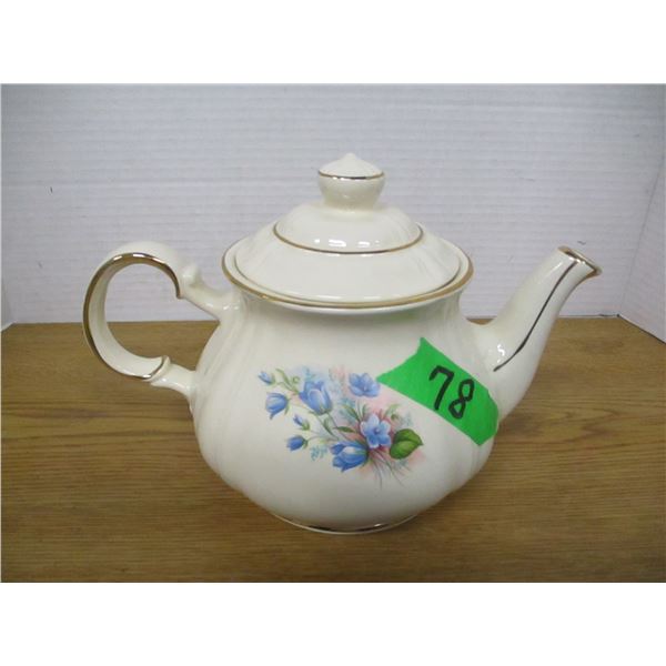 COLLECTABLE:  ENGLISH SADLER TEAPOT