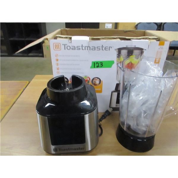 STORE RETURN (AS IS):  TOASTMASTER BLENDER