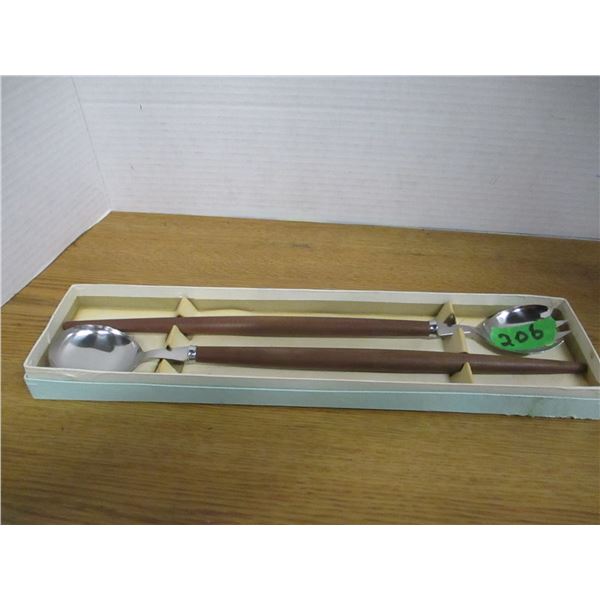 2 PIECE SALAD UTENSIL SET