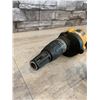 Image 2 : Dewalt Drywall Screwdriver DW255 - Works