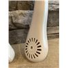 Image 2 : Dreamy Cubby Bladeless Neck Cooler Fan