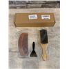 Image 1 : Wooden Boar Bristle Hair Brush & Comb