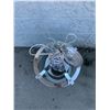 Image 3 : Kitchen Island Chandelier