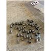 Image 2 : Lot of 2 - 24 Packs of 5 Amp Fuse - 125V 5A Max 0.2 x 0.78 in