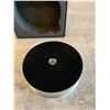 Image 2 : Turntable Disc Stabilizer - Silver - Silicone Bottom Pad