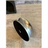 Image 3 : Turntable Disc Stabilizer - Silver - Silicone Bottom Pad