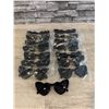 Image 1 : Flutesan 15 Pairs Heart Shaped Sunglasses - Black