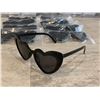 Image 2 : Flutesan 15 Pairs Heart Shaped Sunglasses - Black