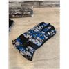 Image 2 : 2 Pairs of Kids Winter Gloves - 10 to 12